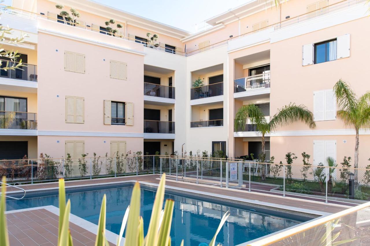 1-br In Palm Swimming Pool Cannes